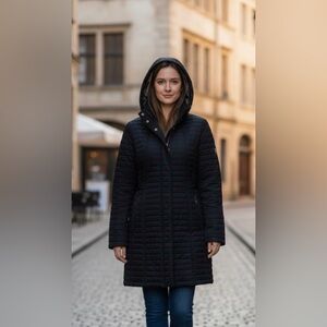 Gallery New York Women's Black Quilted Hooded Coat Pre-loved Size L